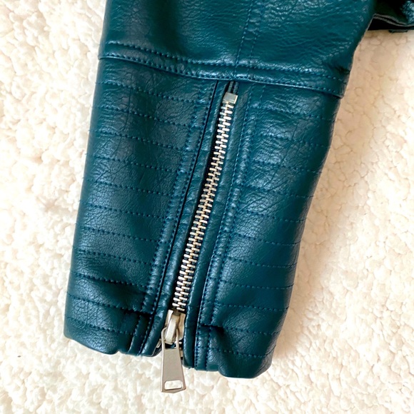 Sherpa Collar Moto Jacket - Picture 9 of 9